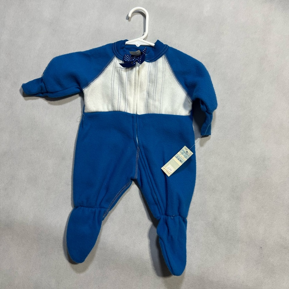 NWT Vintage Kent Baby Long Sleeve Sleeper Blue Fleece with Polka Dot Bow